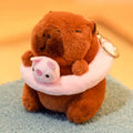 Chaveiro de Pelúcia em Formato de Capivara Cartoon.